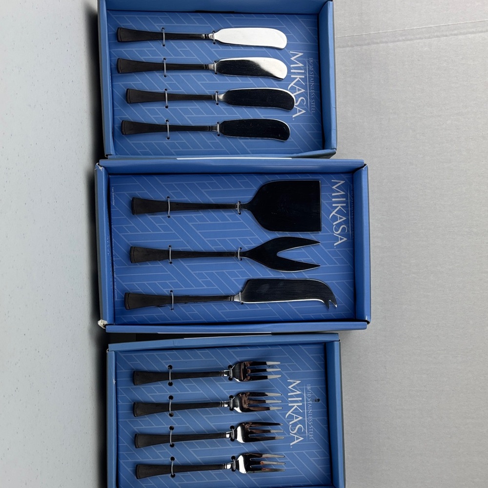 Mikasa Black Cheese Knife Set